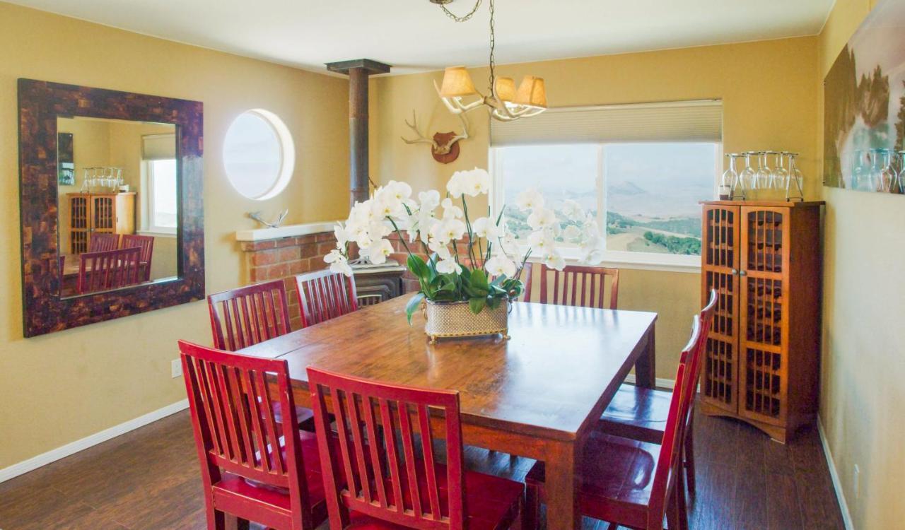 Mountain Top Getaway, Best View In Slo! - Whole House Сан Луис Оубиспоу Екстериор снимка