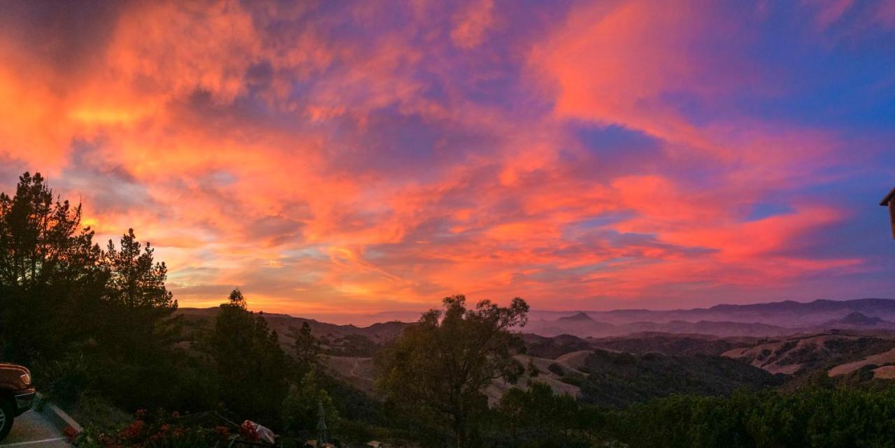 Mountain Top Getaway, Best View In Slo! - Whole House Сан Луис Оубиспоу Екстериор снимка
